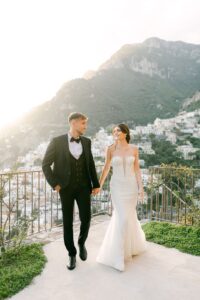how-to-plan-destination-wedding-italy-couple.jpg
