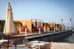 yahoo-motel-cannes-2025-7-1.jpg